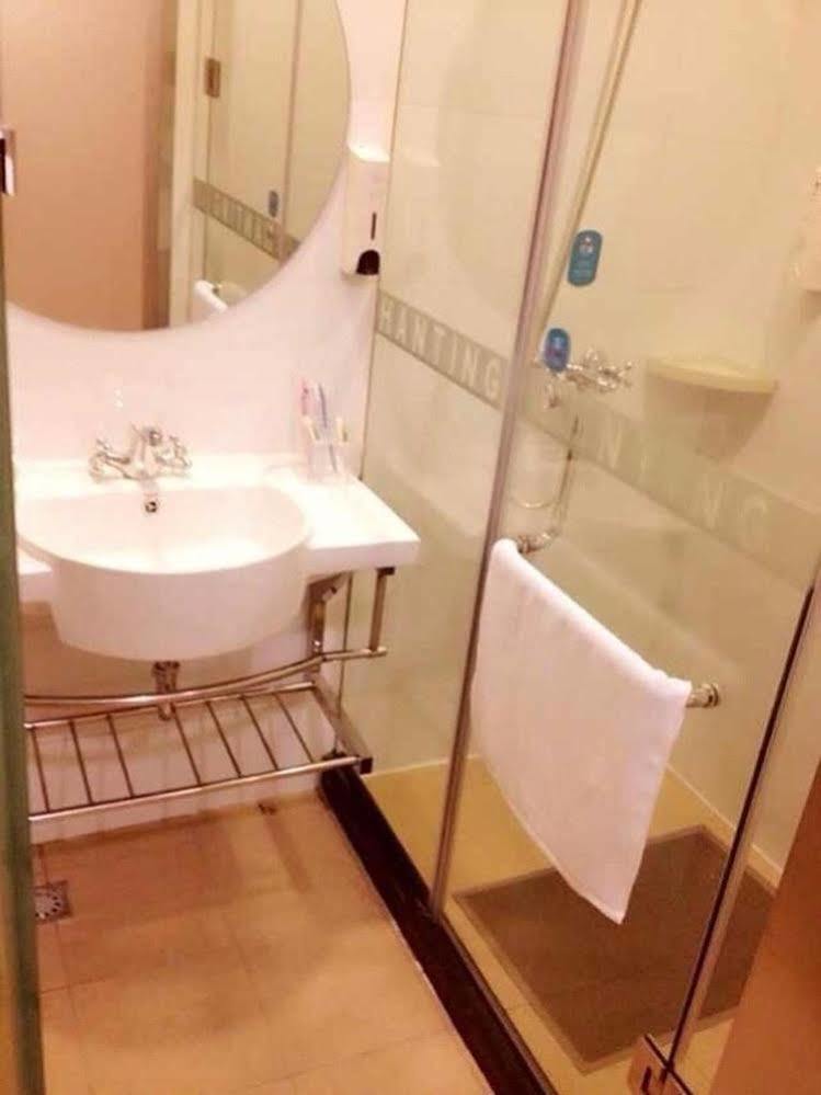 Hanting Hotel Shanghai Jiaotong University Jiangchuan Road Second Branch Xangai Exterior foto